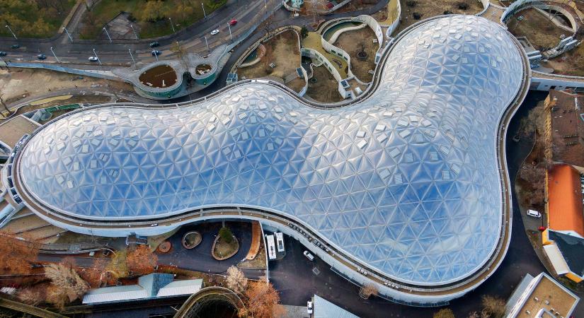 Elátkozott pénznyelőből látványosság? Megnyílik a Biodóm legfontosabb része