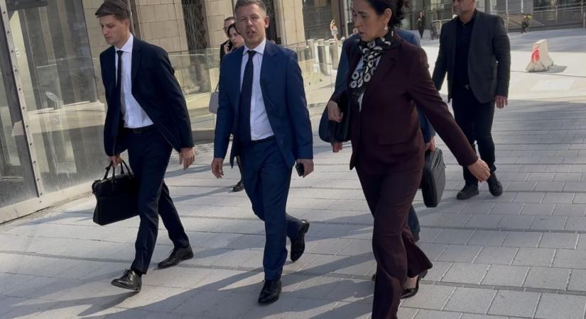 Magyar Péter Brüsszelben: „10,4 milliárd euróról szóló megállapodást kötünk meg május 25-én”