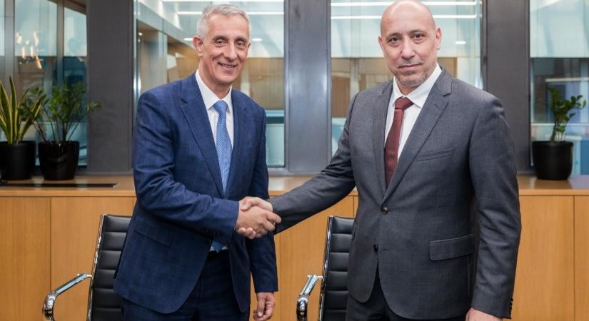 Új optikai hálózat fejlesztéséről állapodott meg a 4iG és a görög Grid Telecom