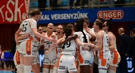 1-0 a döntő állása a pécsi mérkőzés után!