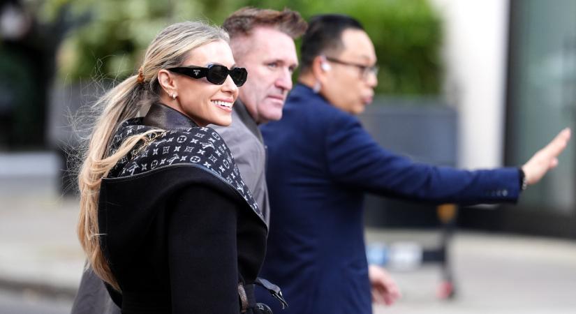 Robbie Keane meseszép felesége lazítani ment, álomhelyről jelentkezett be