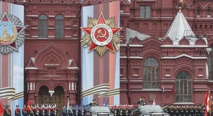 Páncélosok nélkül marad a Vörös tér – Biztonsági okokból megnyírbálták a Győzelem napi parádét