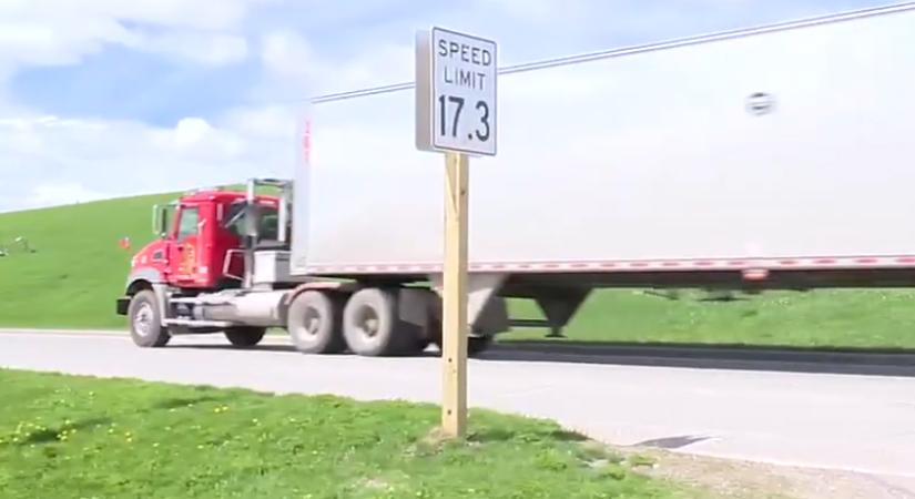 Micsoda?! Van, ahol 27,8 km/órás sebességkorlátozással sokkolják az autósokat