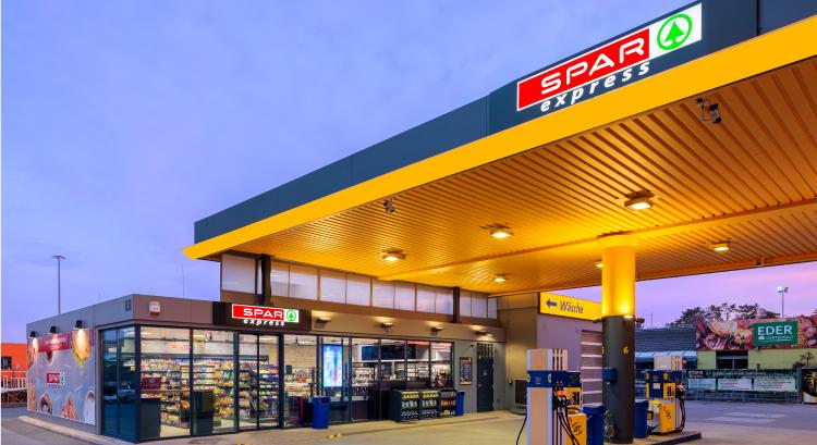 Benzinkutakon terjeszkedik a SPAR Ausztriában