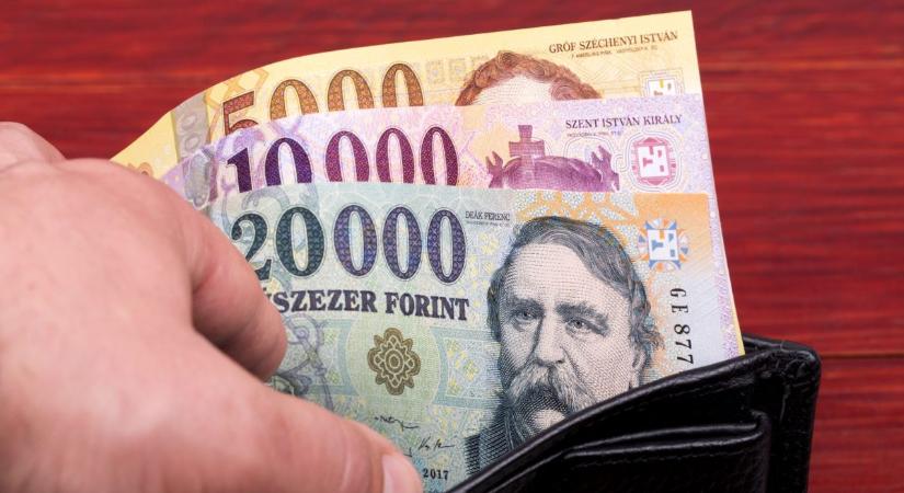 Vége a nagy diadalmenetnek – Gyengült a forint