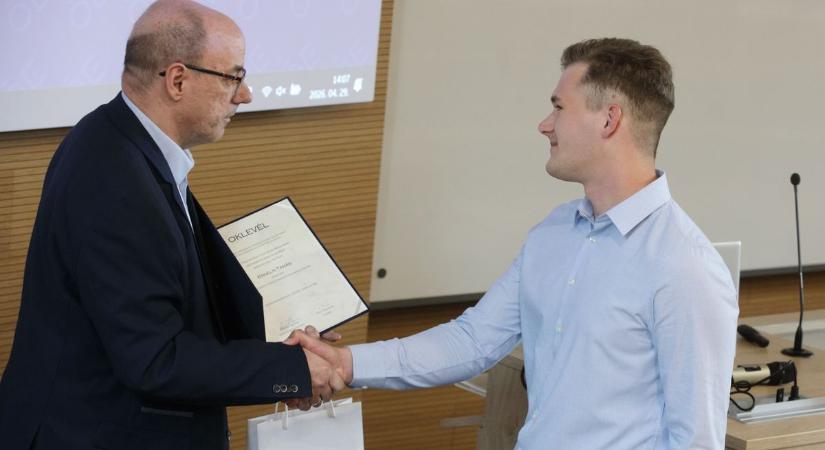 Sorsfordító pillantok Székesfehérváron, izgalmas válaszokat kaptunk!