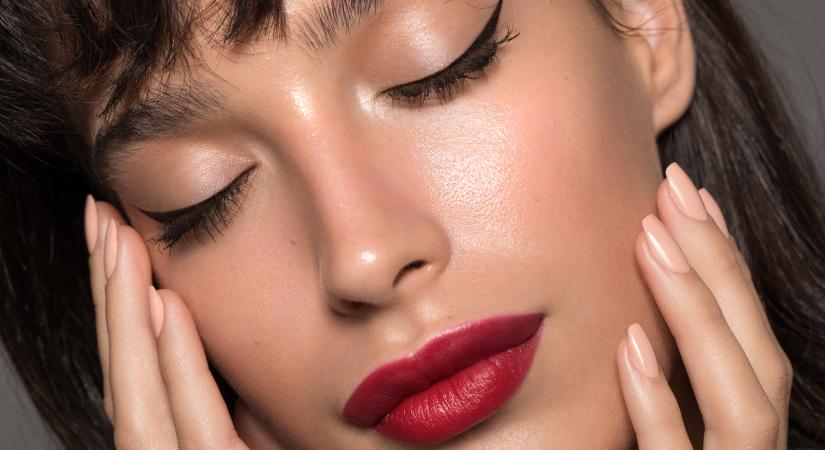 A tökéletes nyári sminktrend: 5 zseniális szemkihúzós trükk, amit ki kell próbálnod