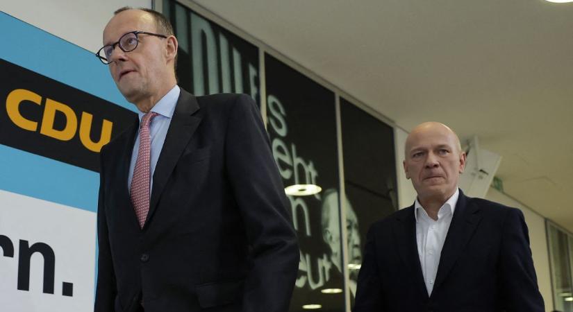 Történelmi mélyponton a CDU Berlinben – három párt is verseng, hogy letaszíthassa a trónról Merzéket