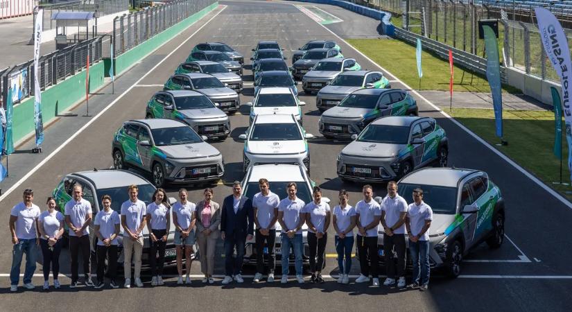 Huszonegy magyar sportoló „száguldozott” a Hungaroringen
