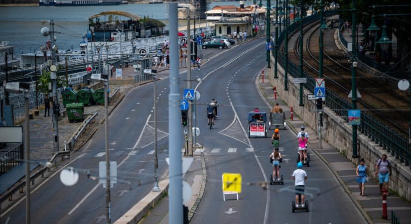 A május 1-i hosszú hétvégén idén először újra a gyalogosoké a rakpart
