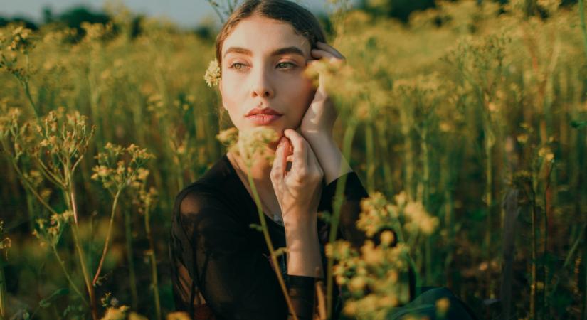 Napi horoszkóp, 2026. április 30.: A Bak tegye félre a műmosolyt , a Vízöntőnek vigyáznia kell egy titokra