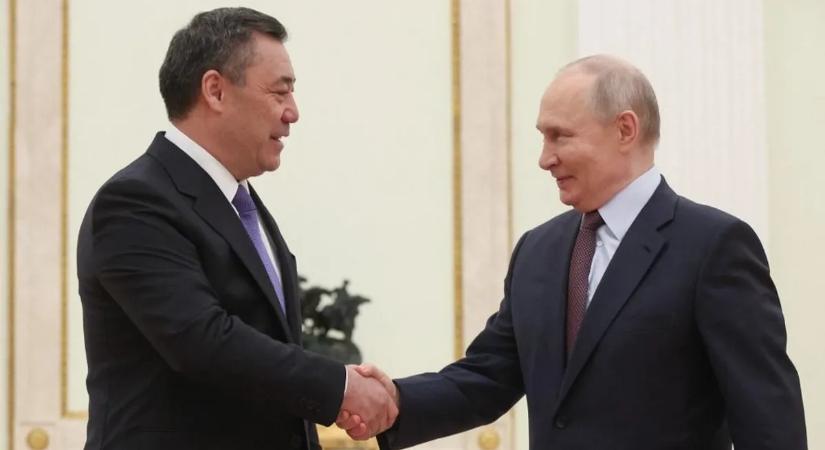 Ki az a Szadir Zsaparov, aki ellen most Brüsszel példátlan támadást indított?