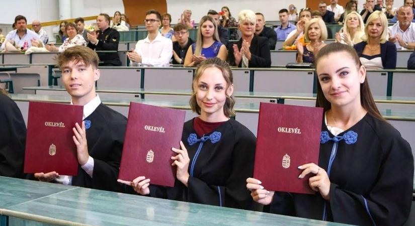 Kell diploma vagy nem a jobb fizetésért? Mutatjuk a lehetőségeket, ez vár a zalai fiatalokra is