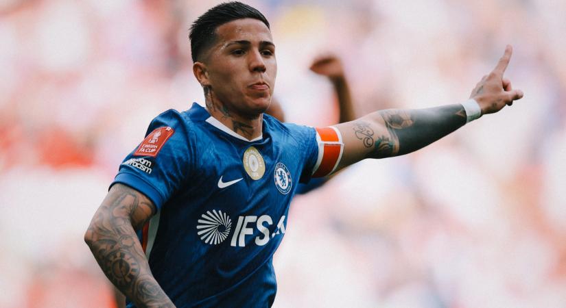 Két hete száműzte a Chelsea, most hosszabbítanának vele