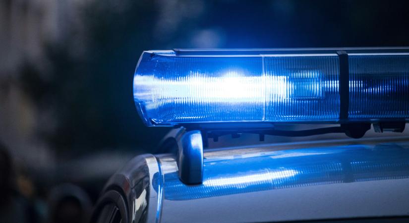 Tusfürdővel a kezében menekült a férfi Ózdon a szabadnapos rendőr elől