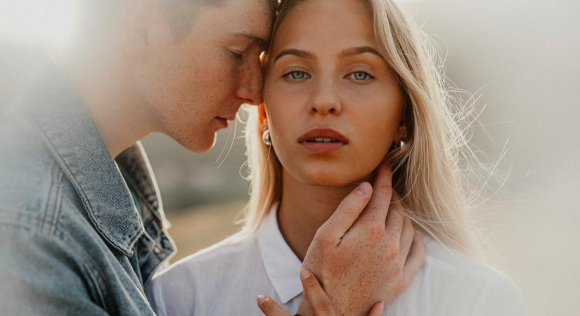 „Úgy éreztem, hogy ez nekem jár” – Férfiak, miért nem volt lelkiismeret-furdalásotok a megcsalás miatt?