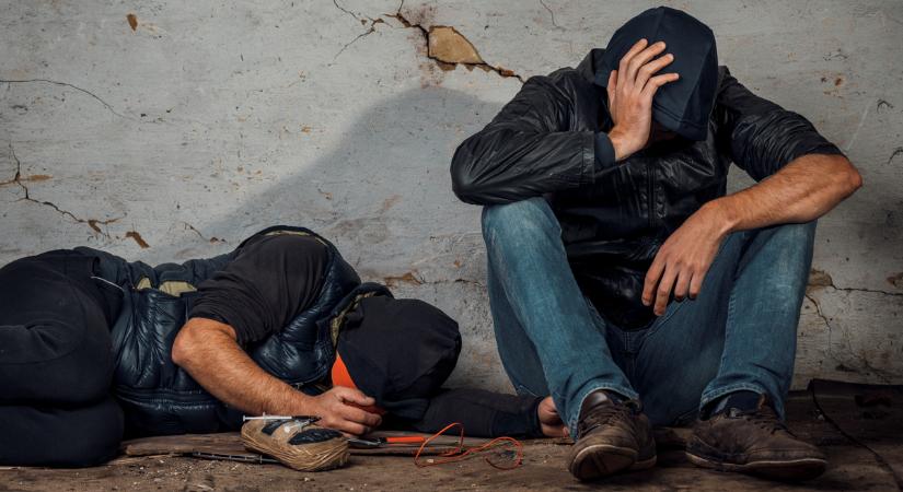 12 éves gyermek és a sofőr is rosszul lett a dányi buszon szívott kristály miatt