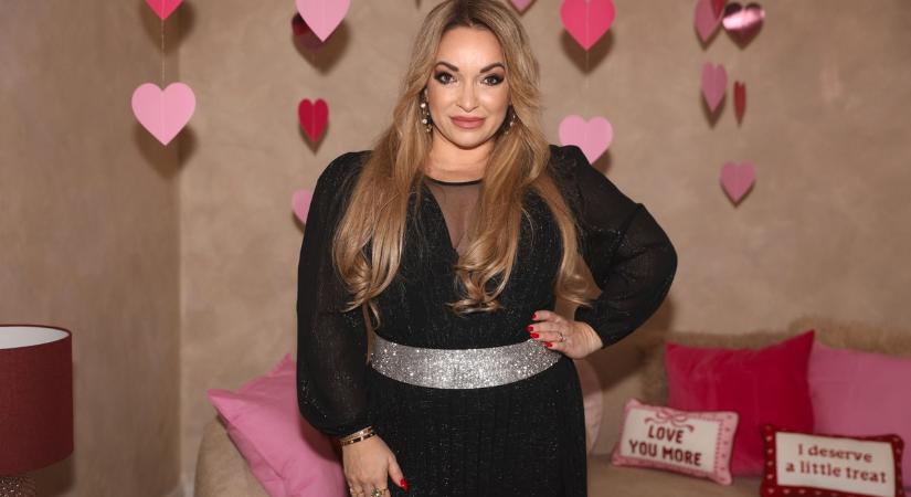 Völgyi Zsuzsi nem fél bepiszkolni a kezét: „Megcsinálom a kulimunkát, igazi feketemosogató vagyok”