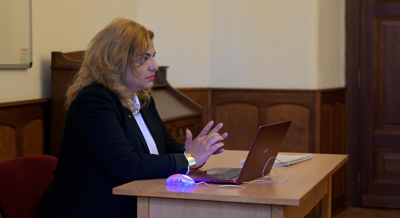 „Ő olyan, mint a pótanyukám!” – Klára több mint egy tanár: példaképe lett a a sárospataki diákoknak