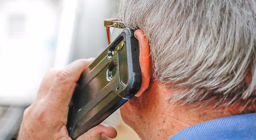 Unokázós csaló: 20 szombathelyit vert át, 10 év fegyházat kapott!