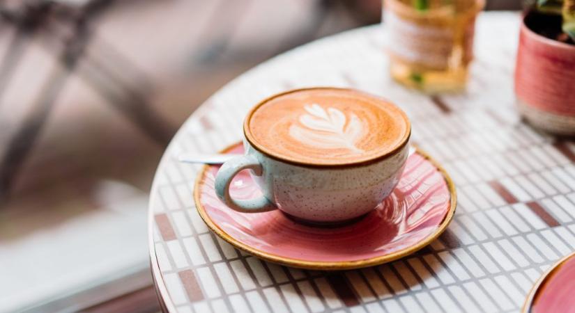 Csütörtöki friss hírek, forgalom, időjárás – Reggeli pakk