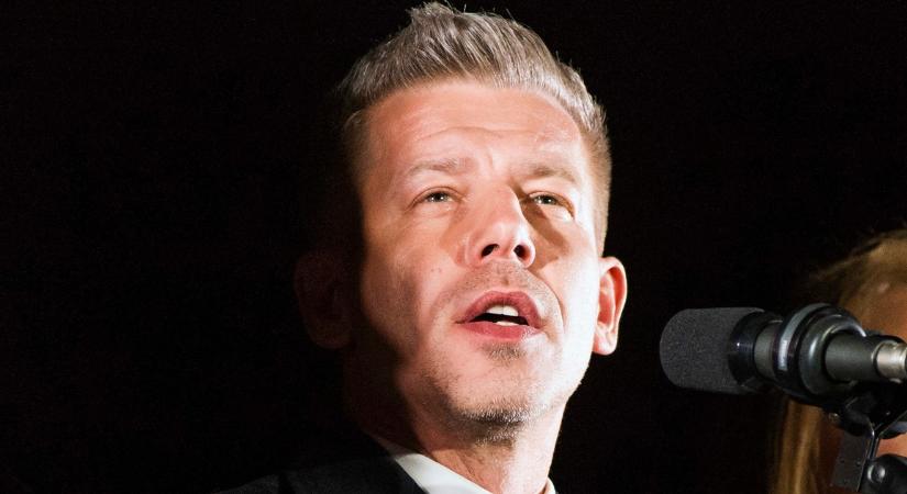 Egy árulkodó mozdulat, amiből minden kiderült. Ezt tette Magyar Péterrel Ursula von der Leyen, amikor távoztak a fotózásról (videó)