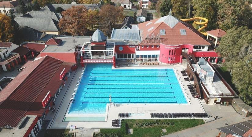 Új korszak indul Mórahalmon: egyetem és gyógyfürdő fogott össze a jövő szakembereiért