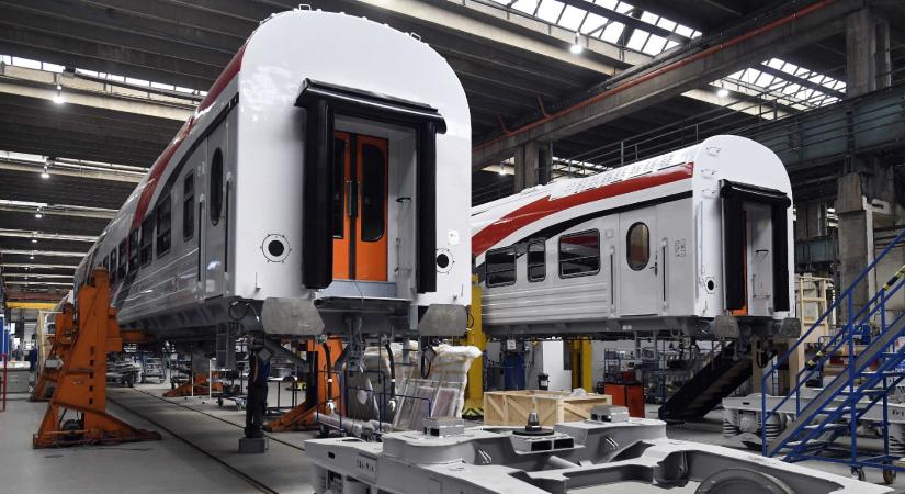 Két nappal a választás előtt 8 milliárdért vett meg a MÁV egy céget