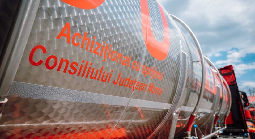 A parajdi katasztrófa „visszhangja”: harmincezer literes víztartályt kapott a katasztrófavédelem