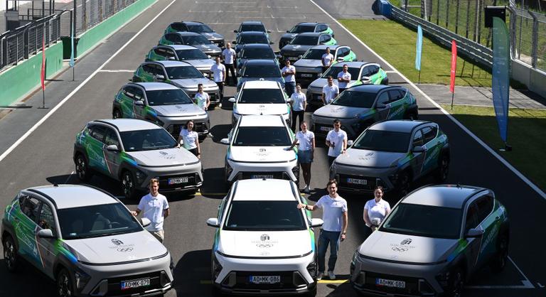 21 olimpikon vehetett át vadonatúj autót a Hungaroringen