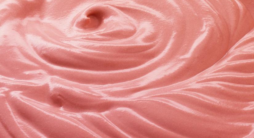 A szezon legegyszerűbb desszertje – így készül az eperhab kemény munka nélkül