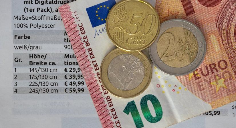 A készpénz még egyelőre nem fog eltűnni sem itthon, sem Európában