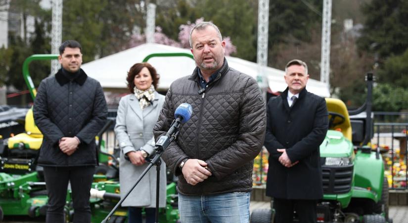 Újabb változások a Fidesz háza táján a választási vereség után: lemondott a párt miskolci alpolgármestere és frakcióvezetője is