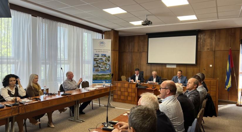 Az Ister-Granum EGTC idei első közgyűlését tartotta Párkányban