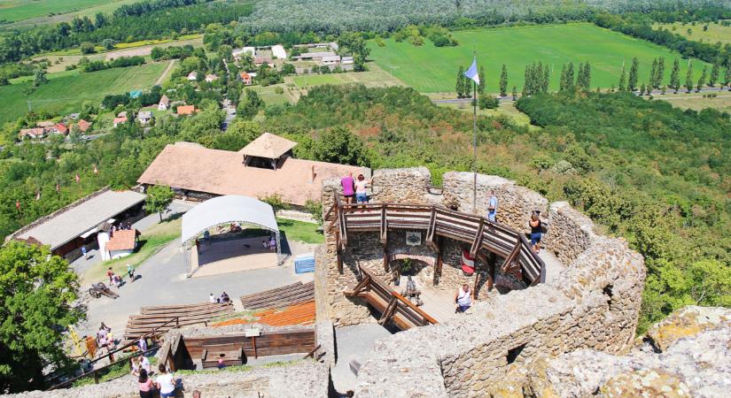 Programcunamival stratol a Mediawave: világsztárok és underground kedvencek lepik el Szigligetet