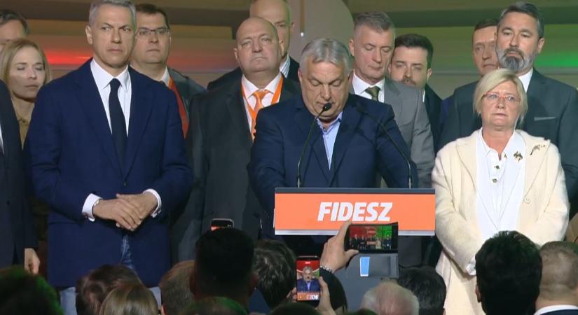 Lázár János elmagyarázta, miért csak egy évre ül be a parlamentbe – elmondása szerint nem is akárhova