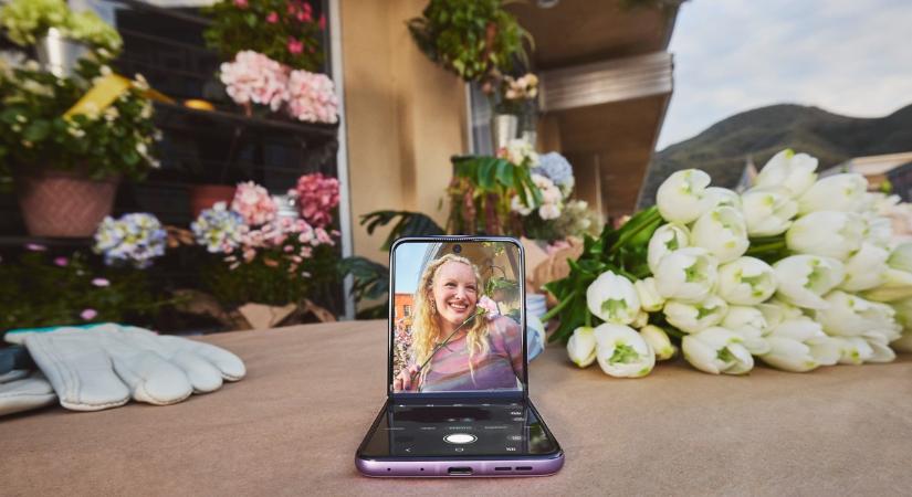Itt vannak a Motorola legújabb hajlítható mobiljai: három készülékkel bővült a Razr család