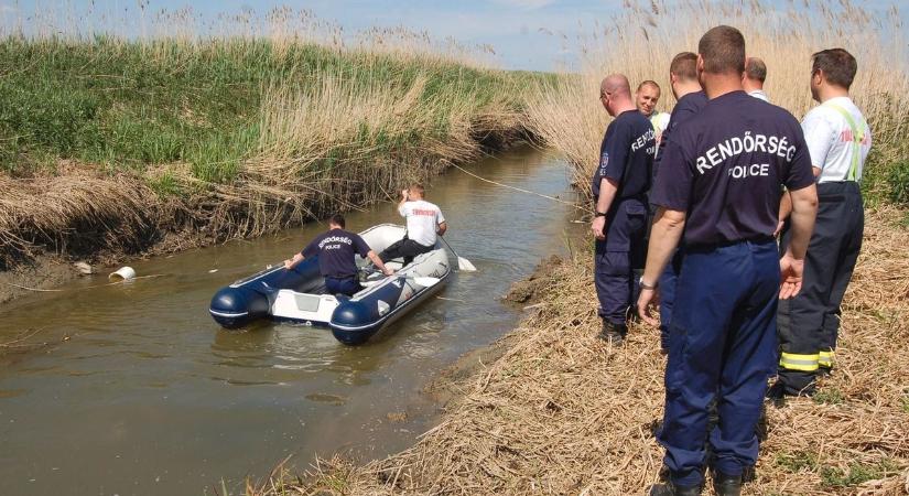 Drámai: a hullámzó tenger ragadott el egy embert – zajlik a keresés