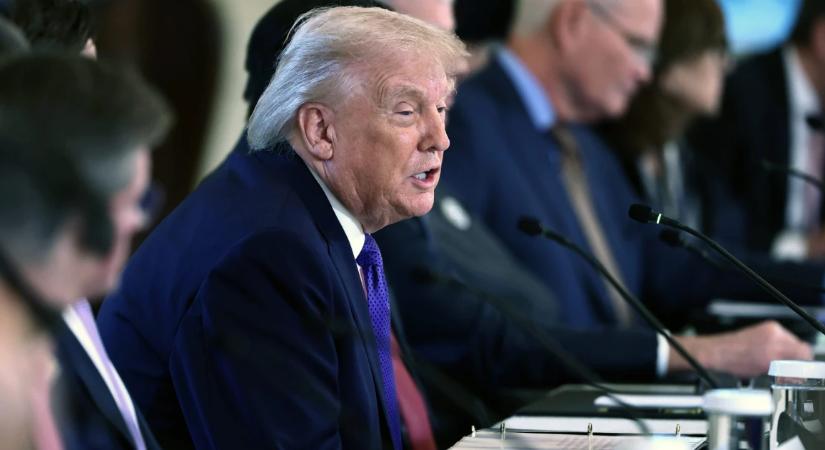 Olyan katonai tervet raktak össze Trumpnak, hogy négyéves csúcsra ugrott az olaj ára