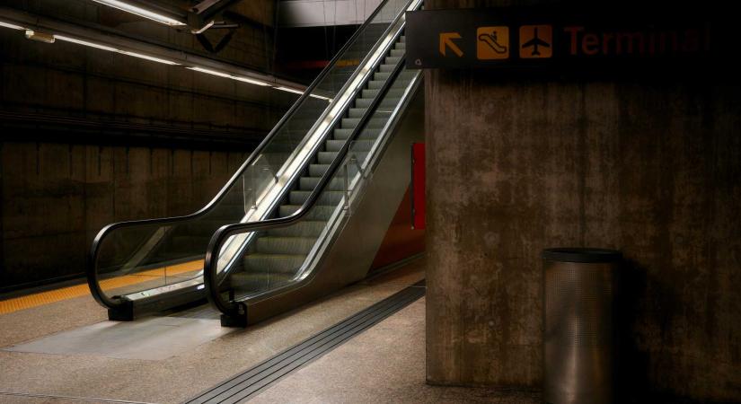 Elhunyt a besztercei mozgólépcső-baleset egyik idős sérültje