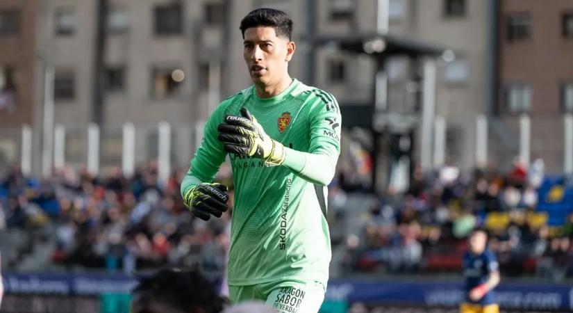 Kiderült, milyen büntetést kapott a Zaragoza kapusa, aki kiütötte az ellenfelét