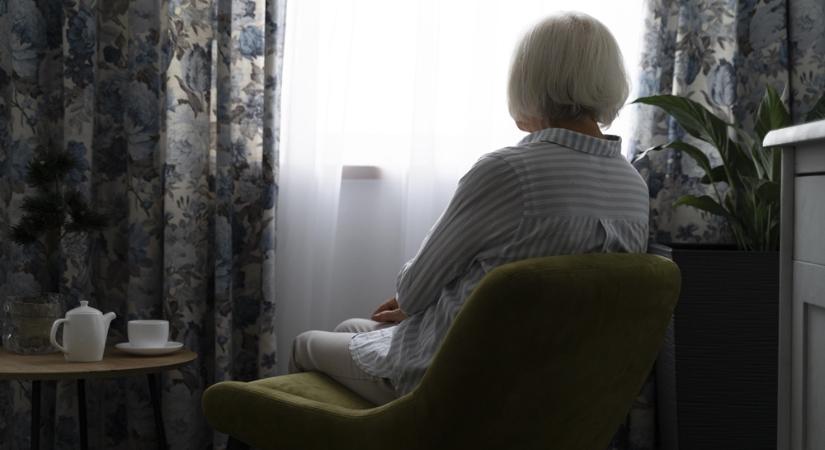 Nem csak rossz érzés: a magány a memóriát is gyengítheti időskorban