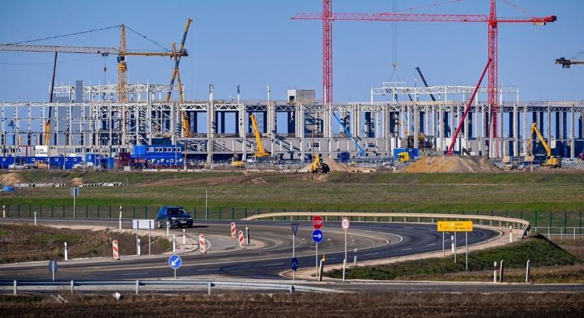 Elfogadta a közgyűlés, hogy veszélyességi övezetet jelöljenek ki az egyik debreceni gyár körül