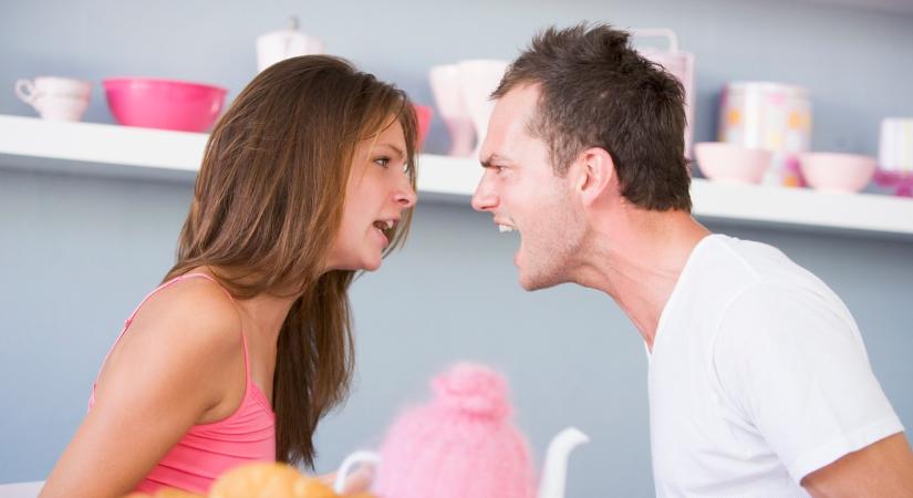 Itt a magyarázata, hogy miért fagy le az agya viták közben, és mi segít ezen