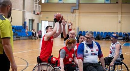 Bronzéremmel zárta a szezont a pécsi kerekesszékes csapat Székesfehérváron