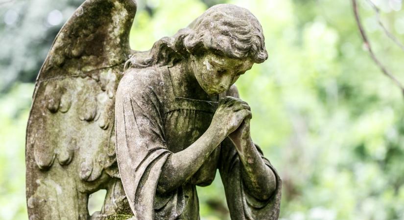 Összeszorul a szív! 73 éves korában meghalt a legendás énekes