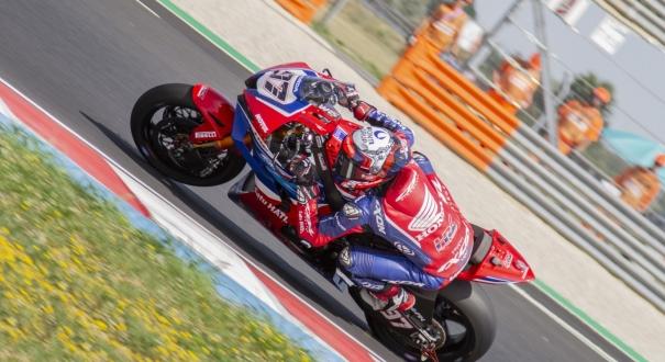 Jegyárak és időpontok: a magyar Superbike-hétvége programja