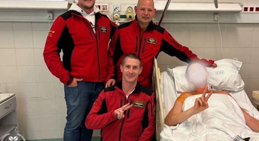 Szenzáció: szívműtétet végeztek az utcán