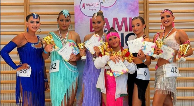 El se bírták, annyi kupát szereztek a csodás szigetvári táncosok