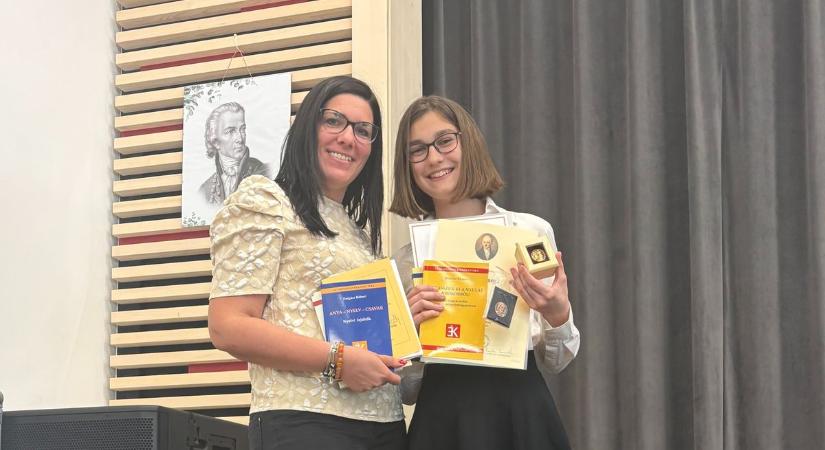 Aranyat érő beszéd: a Bolyai-iskola diákja az országos versenyen jeleskedett